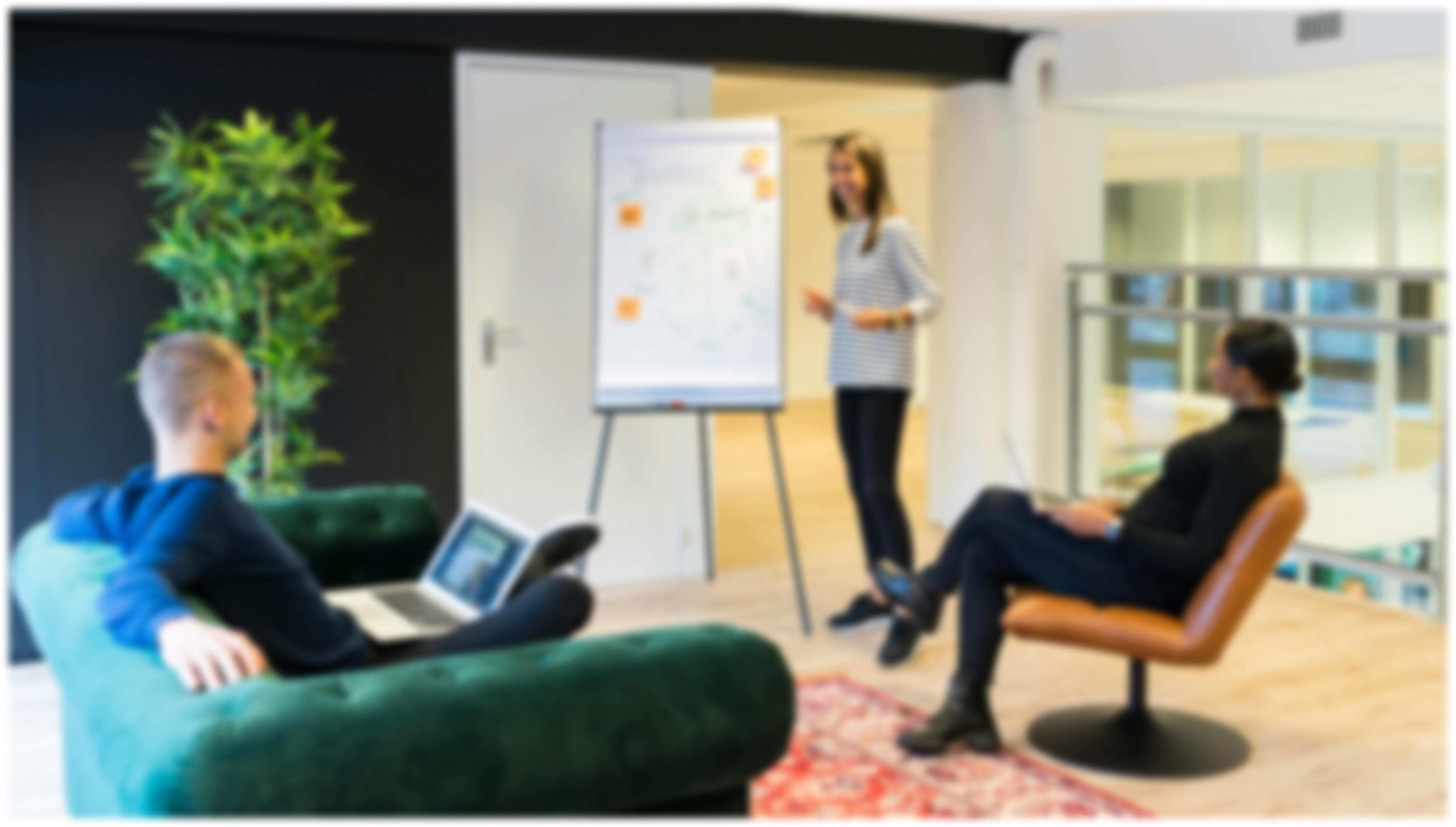 business-consultants-blurry